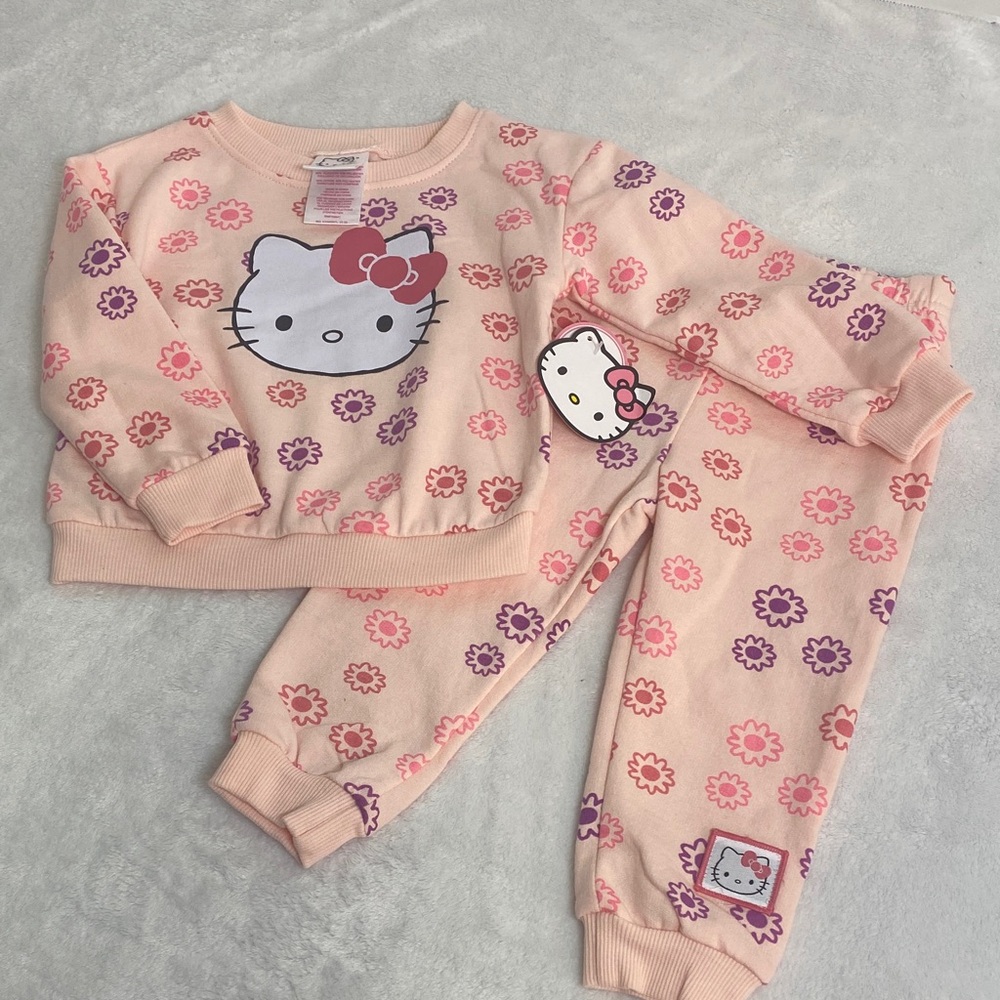 Hello Kitty Peach Pink Floral  Set with Bow Accent Size 18Months